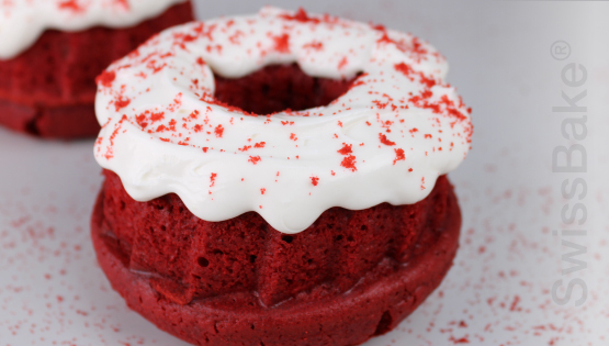 Red Velvet Mini Bundt Cake